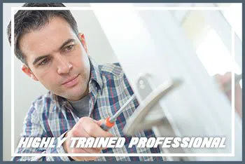 Lock Locksmith Tech Newbury, MA 978-301-6586