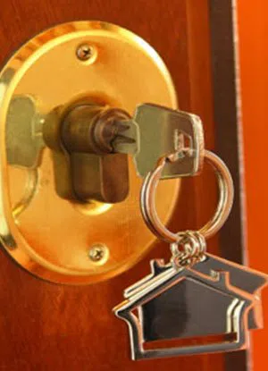 Lock Locksmith Tech Newbury, MA 978-301-6586 - residential-locksmith-store